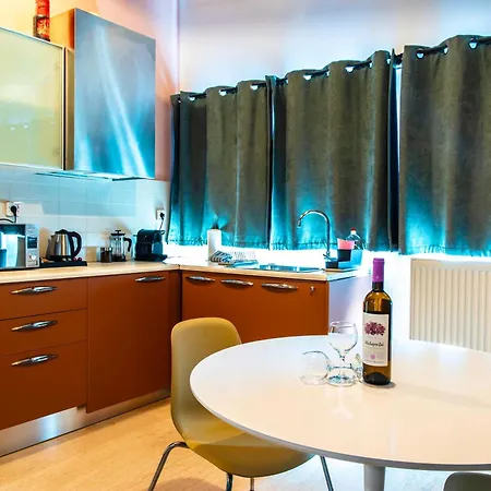 Lis153 By Smart Cozy Suites - Top Floors With Amazing City View - Available 24Hr Athens Exterior photo